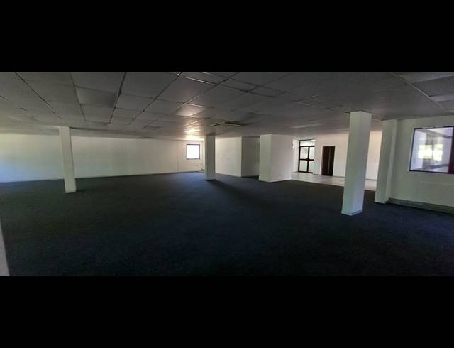 587M² OFFICE TO LET IN EDENBURG